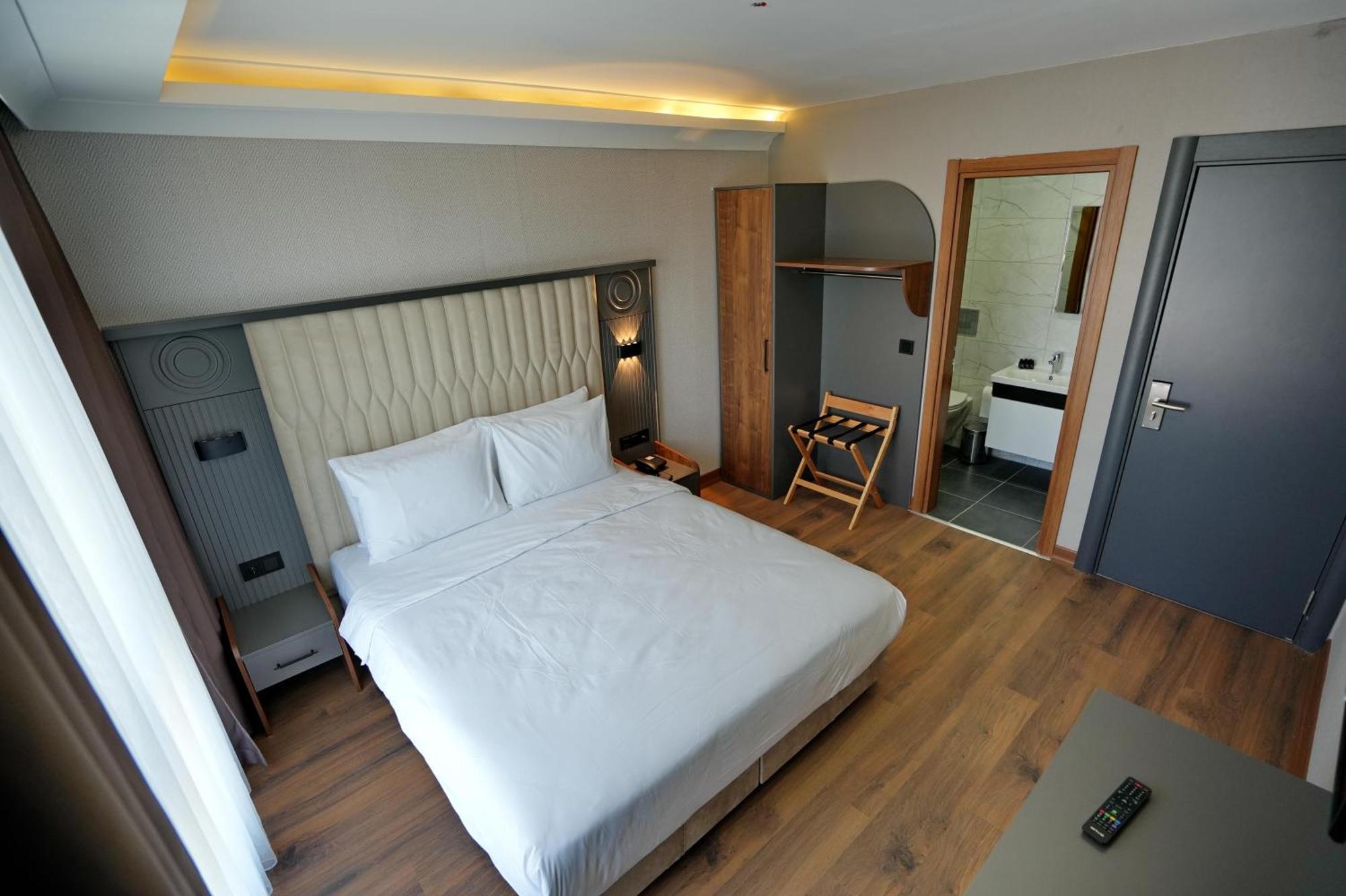 Shelton Airport Hotel Arnavutkoy Exteriör bild